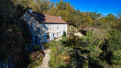 /international/fr/puy-l-eveque-midi-pyrenees-310103566631/