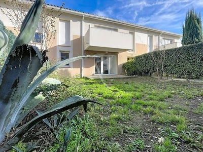 /international/fr/castelginest-midi-pyrenees-310104775038/