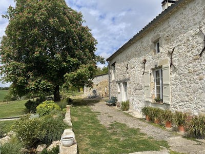 /international/fr/lectoure-midi-pyrenees-310101487239/?lang=en