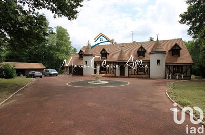 /international/fr/la-ferte-saint-cyr-centre-val-de-loire-310094576370/?lang=zh-tw
