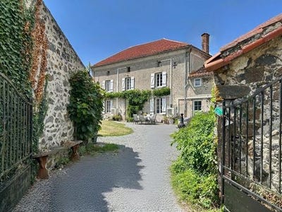 /international/fr/chanteloup-la-basse-normandie-310101419811/?lang=en