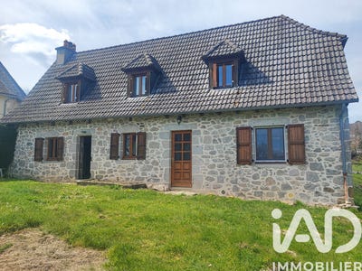 /international/fr/sansac-veinazes-auvergne-310106991725/