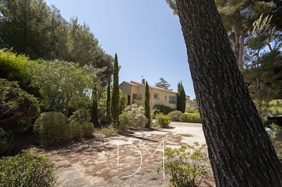 /international/fr/six-fours-les-plages-provence-alpes-cote-d-azur-310100991500/?lang=zh-tw