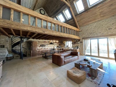 /international/fr/mailhac-sur-benaize-limousin-310108133785/