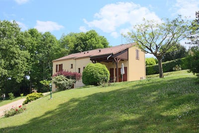 /international/fr/puy-l-eveque-midi-pyrenees-310098340466/