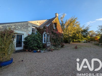 /international/fr/bourgueil-pays-de-la-loire-310103609194/