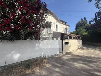 /international/fr/viviers-rhone-310102932920/
