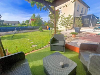 /international/fr/corcelles-les-citeaux-burgundy-310107979634/
