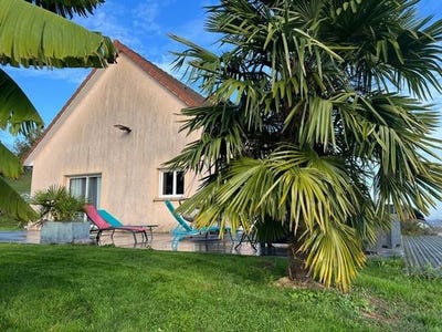 /international/fr/montcenis-burgundy-310099091485/