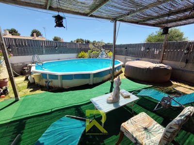 /international/fr/villeneuve-les-beziers-languedoc-roussillon-310108330702/