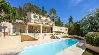 /international/fr/mandelieu-la-napoule-provence-alpes-cote-d-azur-310120047092/
