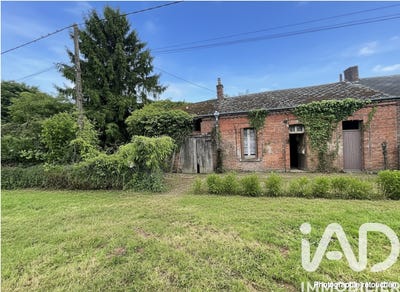 /international/fr/neuville-lez-beaulieu-ardennes-310107671873/