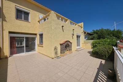 /international/fr/canet-en-roussillon-languedoc-roussillon-310109742301/
