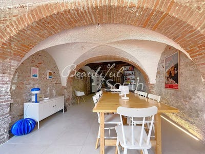 /international/fr/claira-languedoc-roussillon-310108596795/