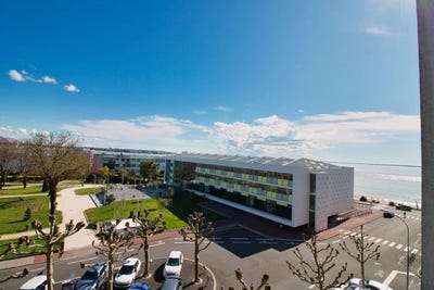/international/fr/royan-charente-310098903757/