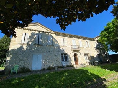 /international/fr/fronsac-aquitaine-310108553458/