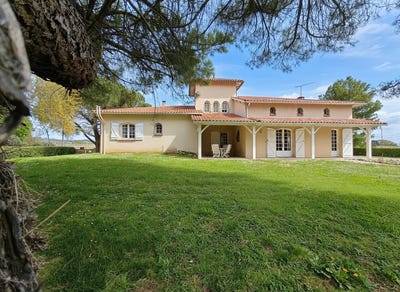 /international/fr/labastide-saint-pierre-midi-pyrenees-310108793038/