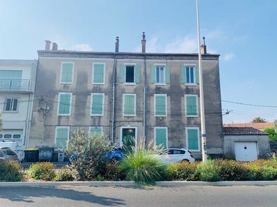 /international/fr/ales-languedoc-roussillon-310100486400/