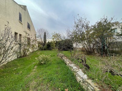 /international/fr/saint-gely-du-fesc-languedoc-roussillon-310108454824/
