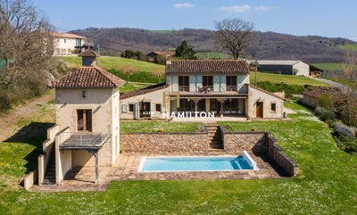 /international/fr/cordes-sur-ciel-midi-pyrenees-310107578390/
