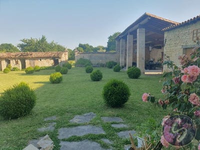 /international/fr/niort-charente-310108929437/?lang=es