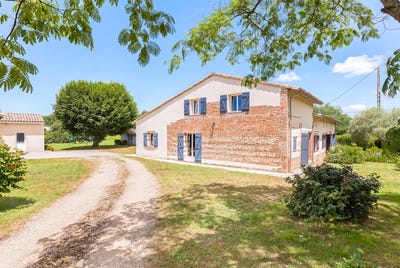 /international/fr/castelnau-d-estretefonds-midi-pyrenees-310108973730/