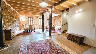 /international/fr/larroque-midi-pyrenees-310109023243/