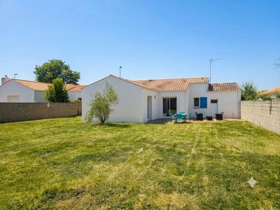 /international/fr/challans-pays-de-la-loire-310109019944/