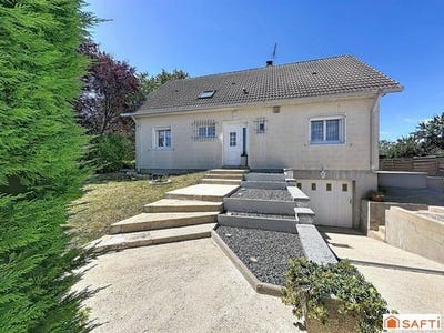 /international/fr/villeblevin-burgundy-310108995768/