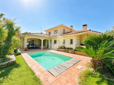 /international/fr/perpignan-languedoc-roussillon-310108967719/