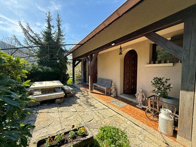 /international/fr/lons-le-saunier-franche-comte-310098919259/