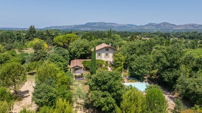 /international/fr/carpentras-provence-alpes-cote-d-azur-310108944383/?lang=zh-tw