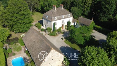 /international/fr/lux-burgundy-310108466138/