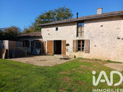 /international/fr/champagne-st-hilaire-charente-310104129773/