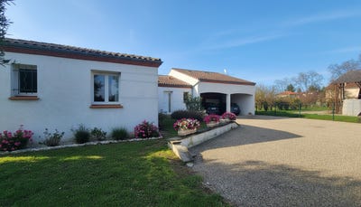 /international/fr/goudourville-midi-pyrenees-310107740219/