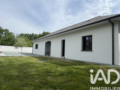 /international/fr/plesse-pays-de-la-loire-310107671034/