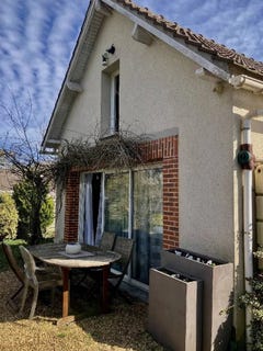 /international/fr/maintenon-centre-val-de-loire-310098841831/