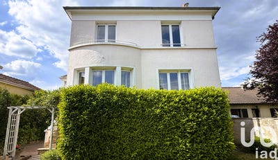 /international/fr/saint-andre-les-vergers-ardennes-310099780334/