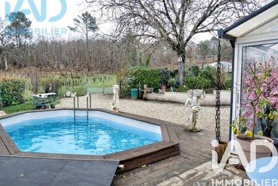/international/fr/siorac-de-riberac-aquitaine-310105432560/