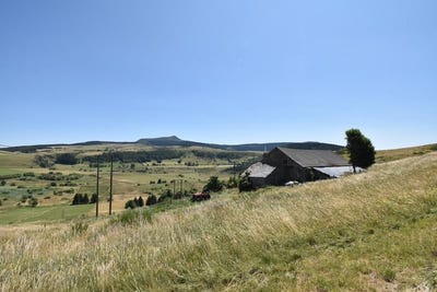 /international/fr/chaudeyrolles-auvergne-310108943076/