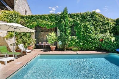 /international/fr/pujols-aquitaine-120082129480/?lang=en
