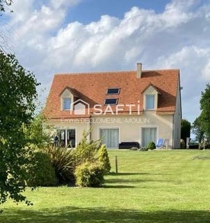 /international/fr/bayeux-la-basse-normandie-310105821732/