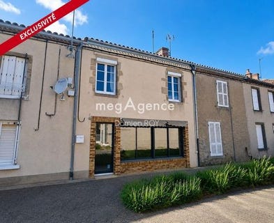 /international/fr/faye-l-abbesse-charente-310108459002/