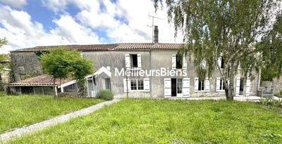 /international/fr/saintes-charente-310098890999/