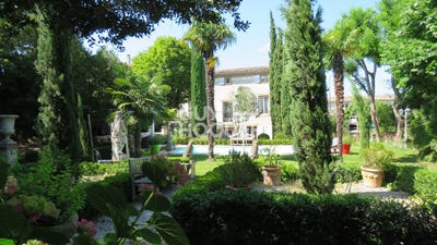 /international/fr/carcassonne-languedoc-roussillon-310110025250/