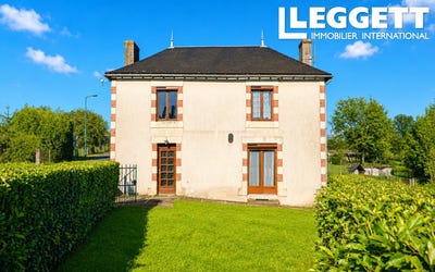 /international/fr/lathus-saint-remy-charente-310106685804/