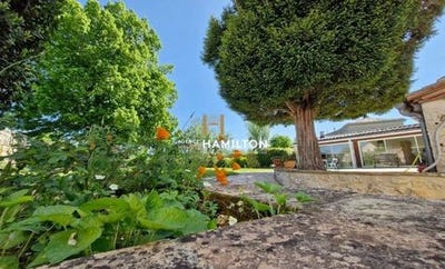 /international/fr/mouzieys-panens-midi-pyrenees-310099172329/?lang=en