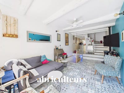/international/fr/7-rue-du-parage-lambesc-provence-alpes-cote-d-azur-310100486553/