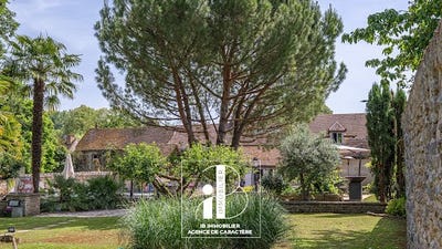 /international/fr/fontainebleau-ile-de-france-310105650191/