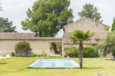 /international/fr/robion-provence-alpes-cote-d-azur-310100938669/